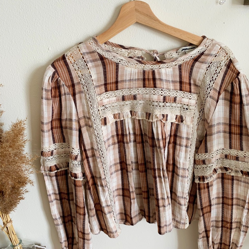 American eagle outfitters Brown plaid shirt